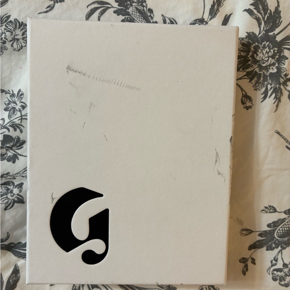 Pink Glossier travel passport cover NWT - Picture 4 of 5